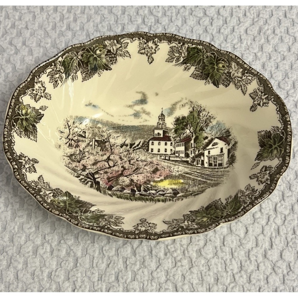 Vintage Johnson Brothers Friendly Village Vegetable Bowl 9"  The‎ Village Green